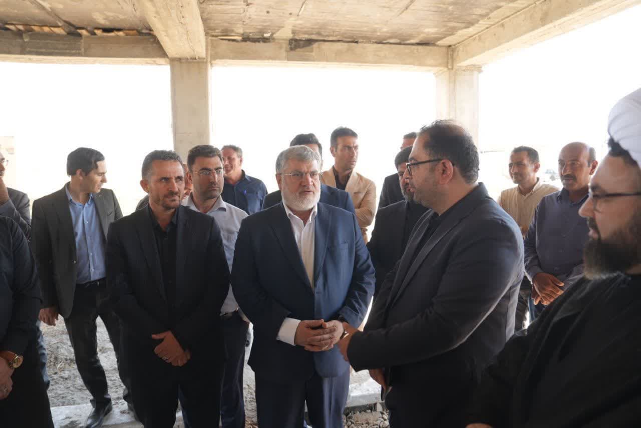 بازدید استاندار آذربایجانغربی از روند احداث مدرسه شش کلاسه منصور آباد چهاربرج + تصاویر