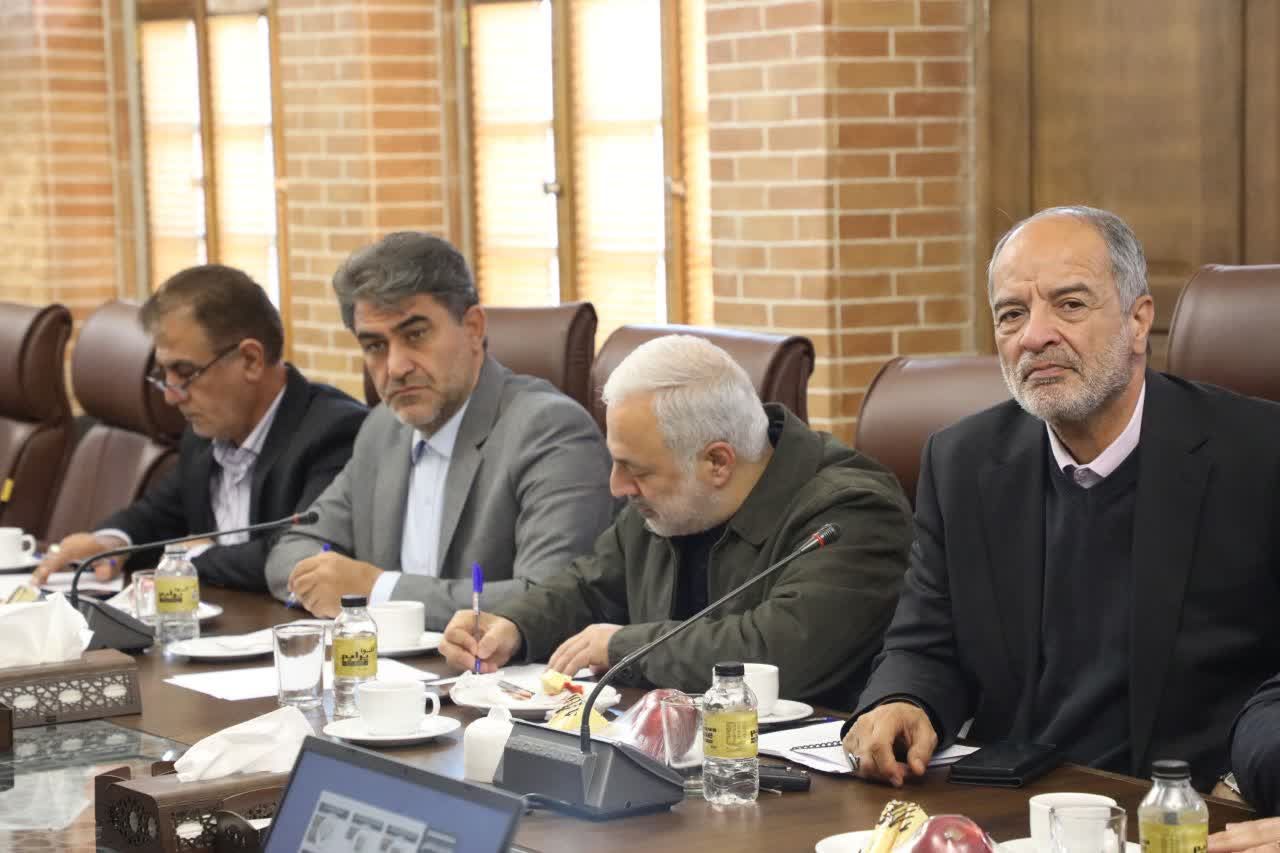 آلبوم تصویری / برگزاری نشست مجمع نمایندگان استان در مجلس شورای اسلامی با استاندار آذربایجانغربی