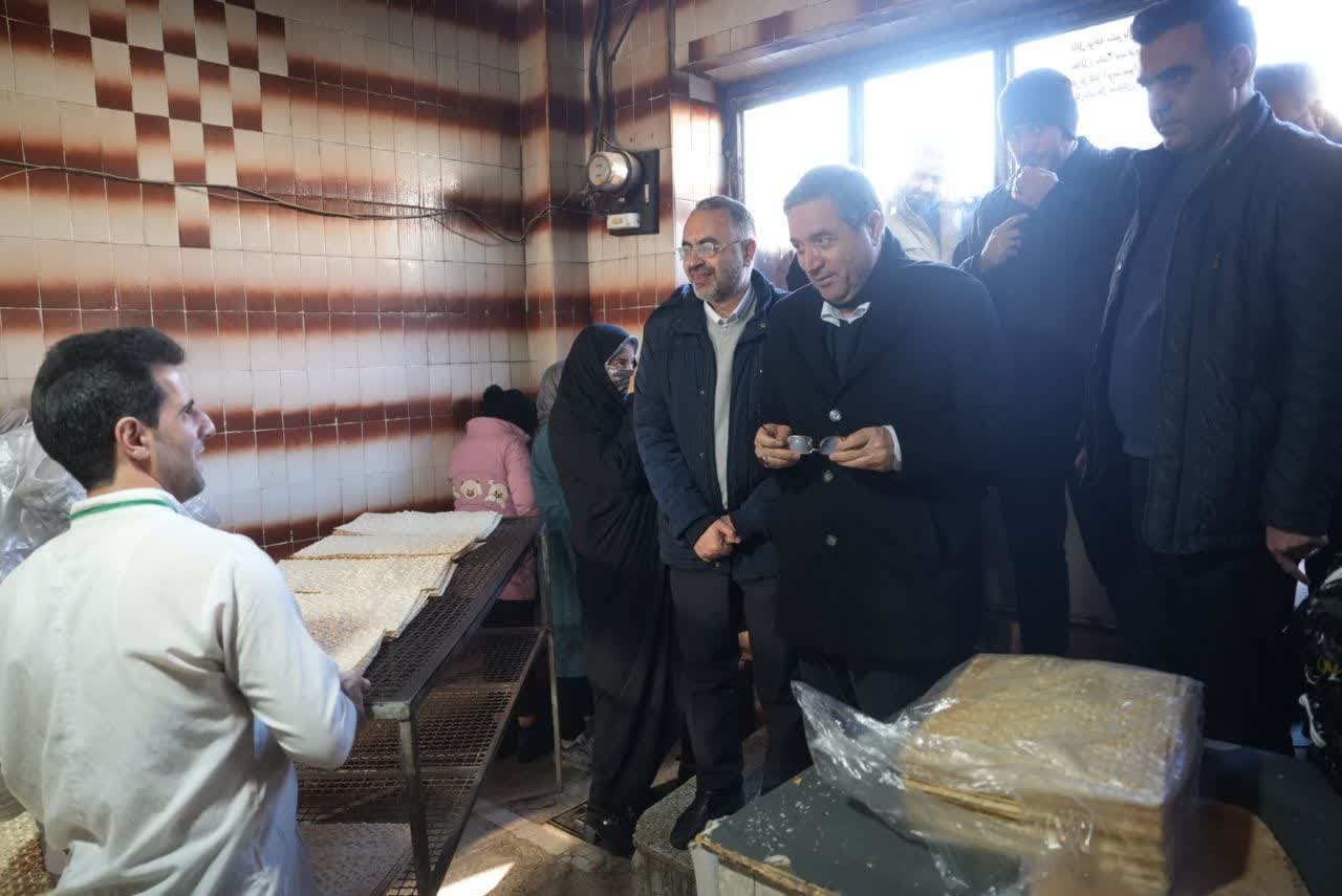 آلبوم تصویری / بازدید میدانی استاندار آذربایجانغربی از برف روبی در منطقه اسلام آباد ارومیه