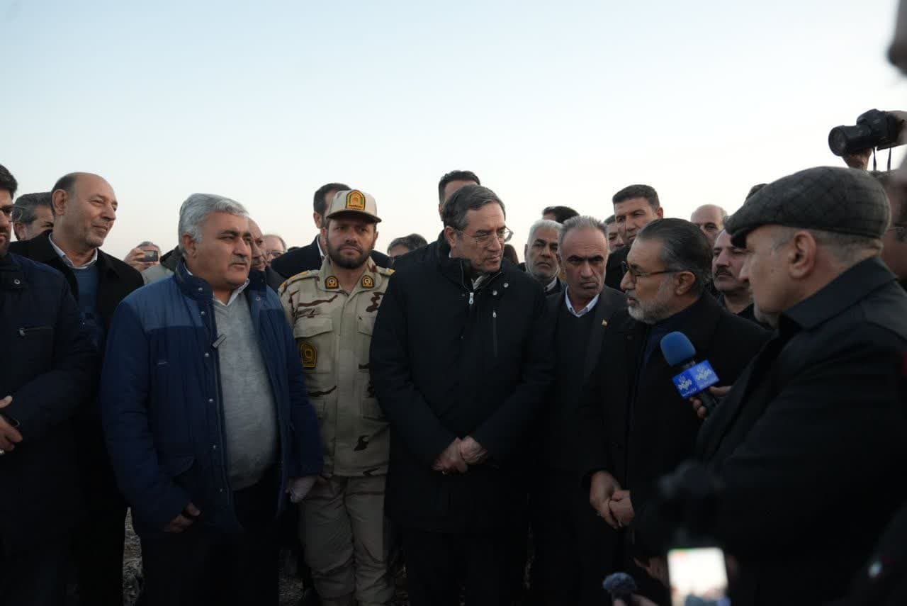 آلبوم تصویری / بازدید استاندار آذربایجانغربی از بزرگترین باغ گردو و پسته خاورمیانه در منطقه آزاد ماکو