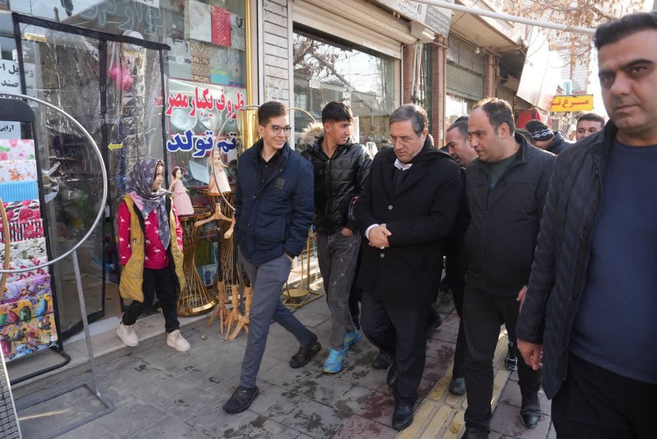 آلبوم تصویری / بازدید میدانی استاندار آذربایجانغربی از برف روبی در منطقه اسلام آباد ارومیه