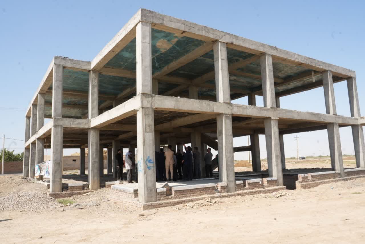 بازدید استاندار آذربایجانغربی از روند احداث مدرسه شش کلاسه منصور آباد چهاربرج + تصاویر
