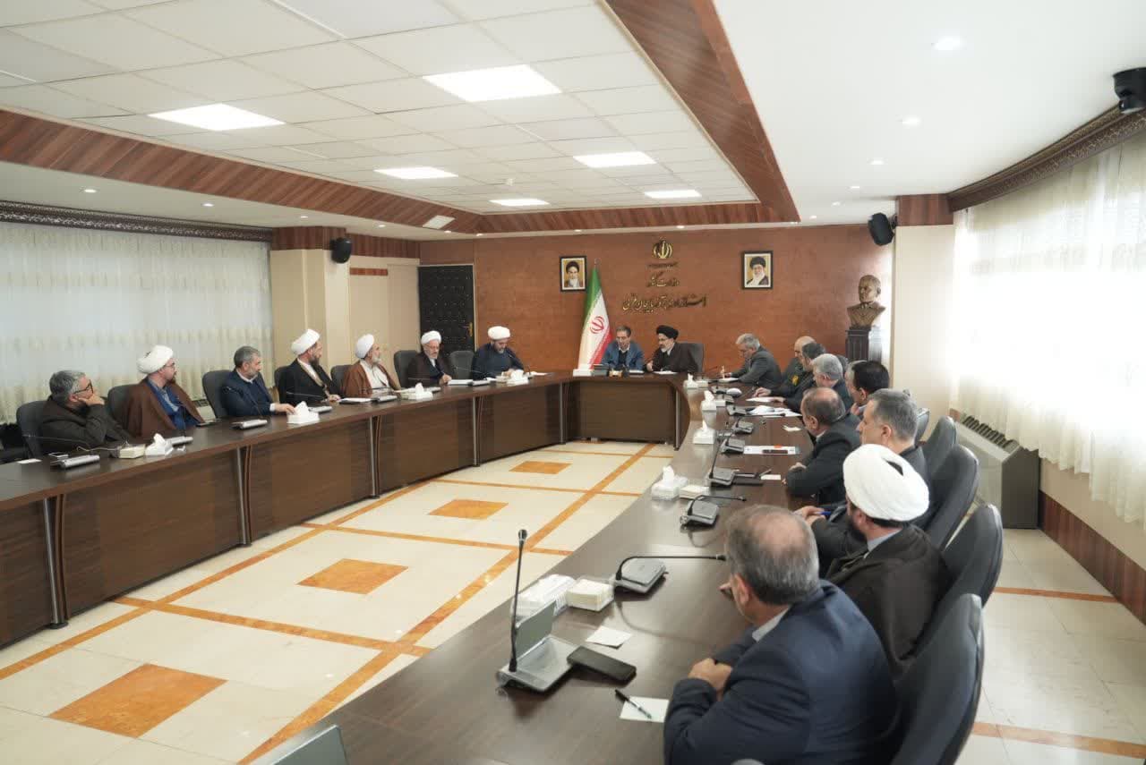 آلبوم تصویری / برگزاری جلسه شورای توسعه فعالیت های قرآنی آذربایجان غربی