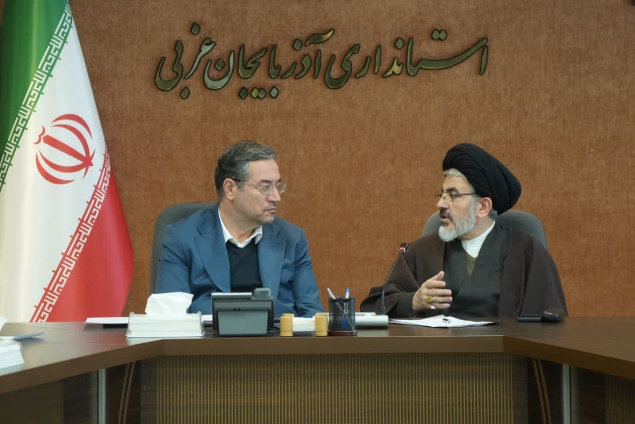 آلبوم تصویری / برگزاری جلسه شورای توسعه فعالیت های قرآنی آذربایجان غربی