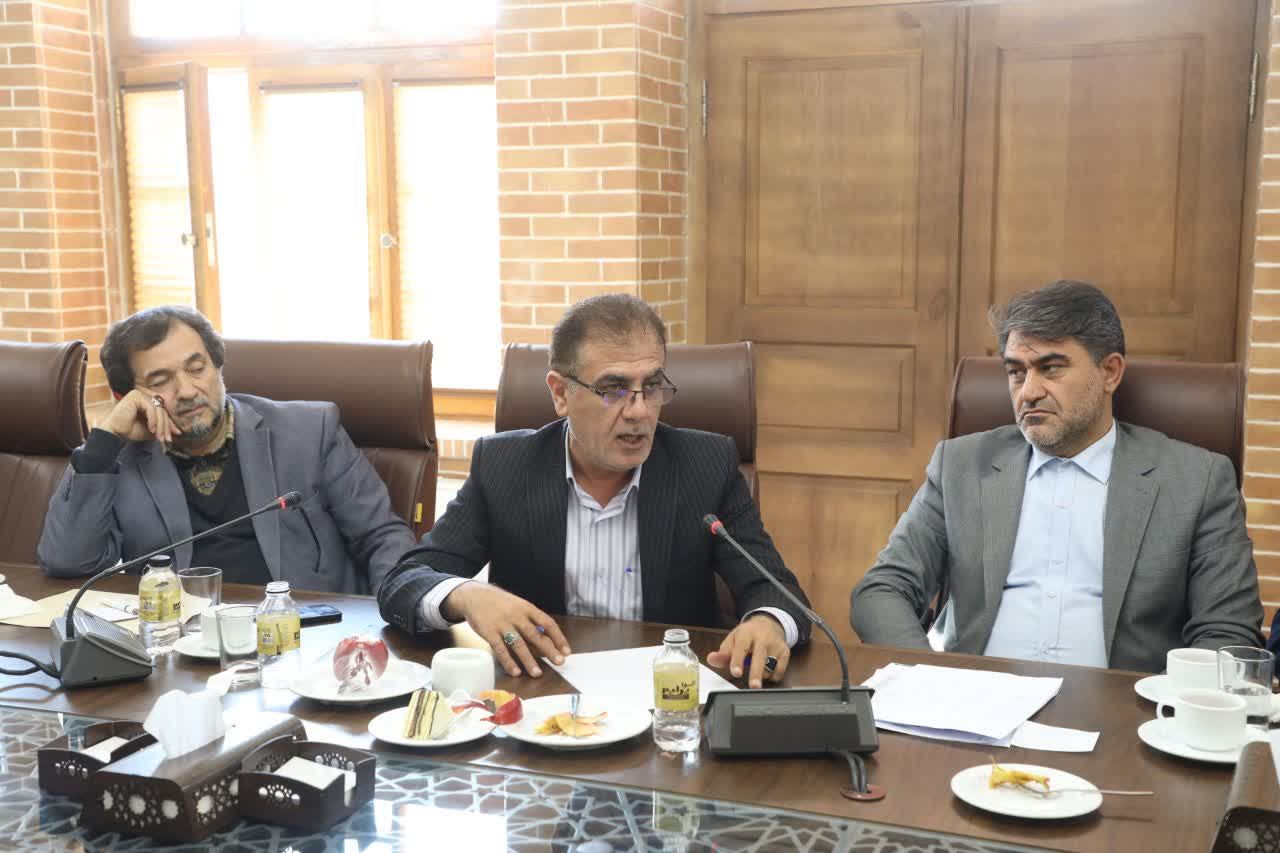 آلبوم تصویری / برگزاری نشست مجمع نمایندگان استان در مجلس شورای اسلامی با استاندار آذربایجانغربی