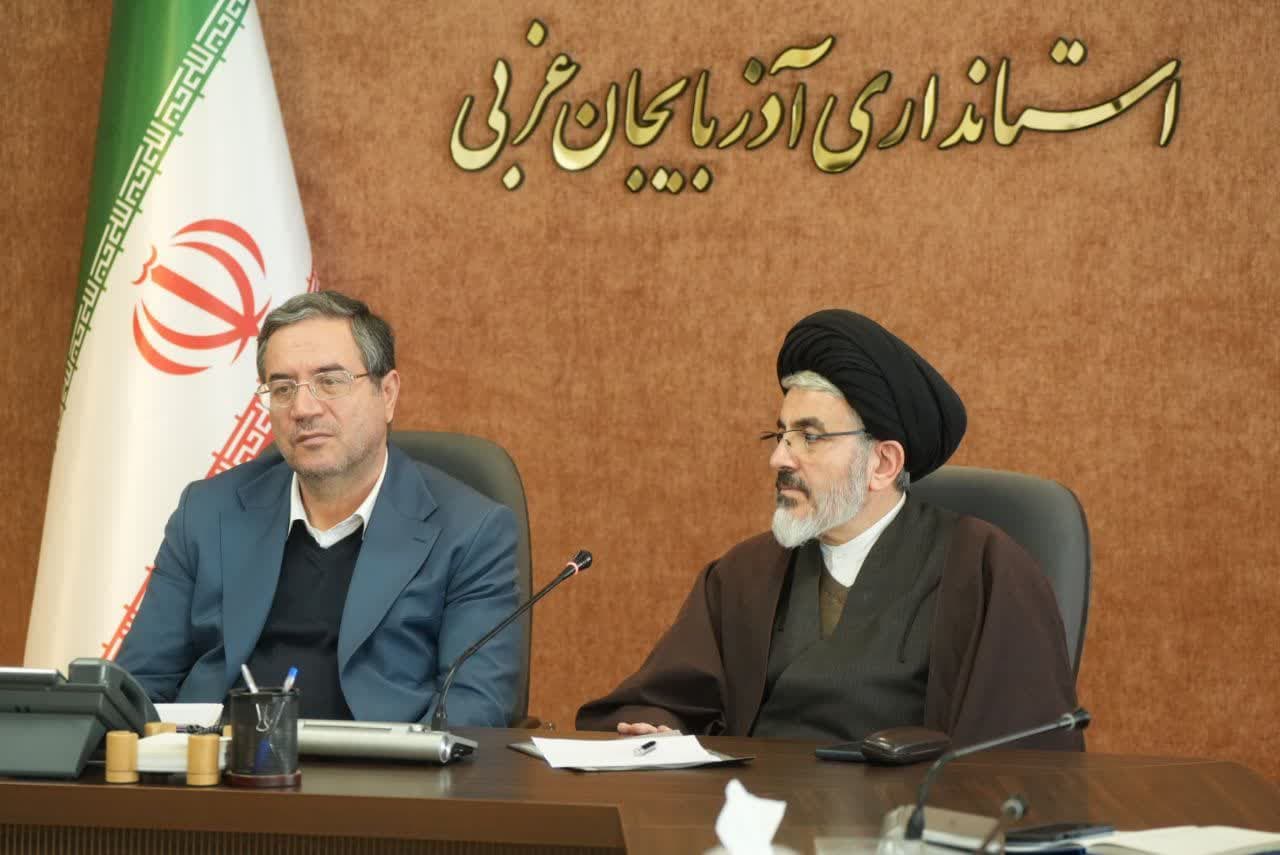 آلبوم تصویری / برگزاری جلسه شورای توسعه فعالیت های قرآنی آذربایجان غربی