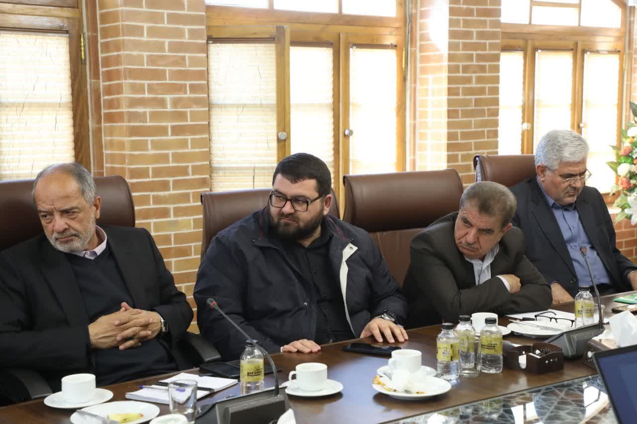 آلبوم تصویری / برگزاری نشست مجمع نمایندگان استان در مجلس شورای اسلامی با استاندار آذربایجانغربی